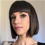 Sono un’ insegnante laureata in Scienze della Formazione, specializzata in Filosofia. Offro ripetizioni private nelle città di Pescara e Chieti